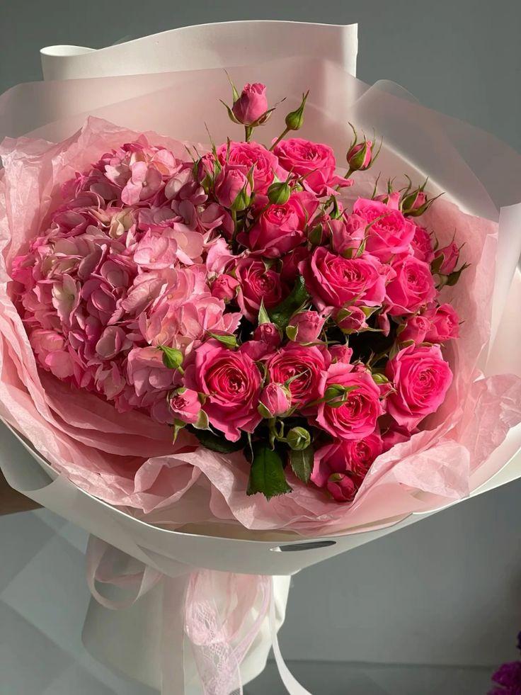 Summer's Embrace: A Bouquet of Warmth